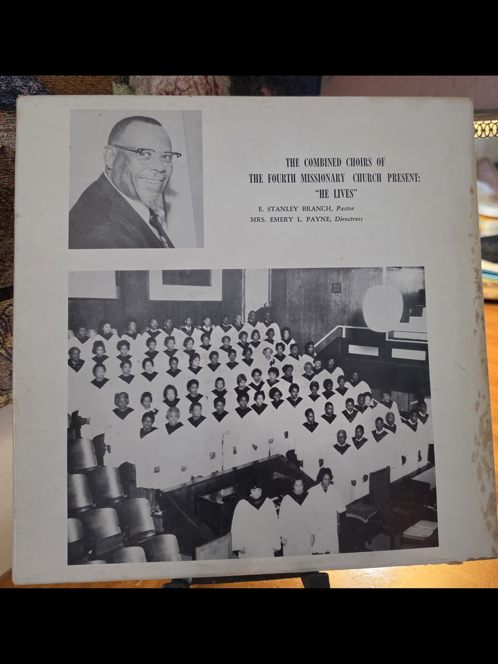 Vintage Lp The Combened Choir Of The Fourth Misdionary Church Present "HE lives"